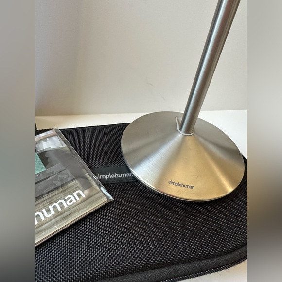 Simplehuman Silver Sensor Mirror with 10x Magnification - Picture 2 of 5